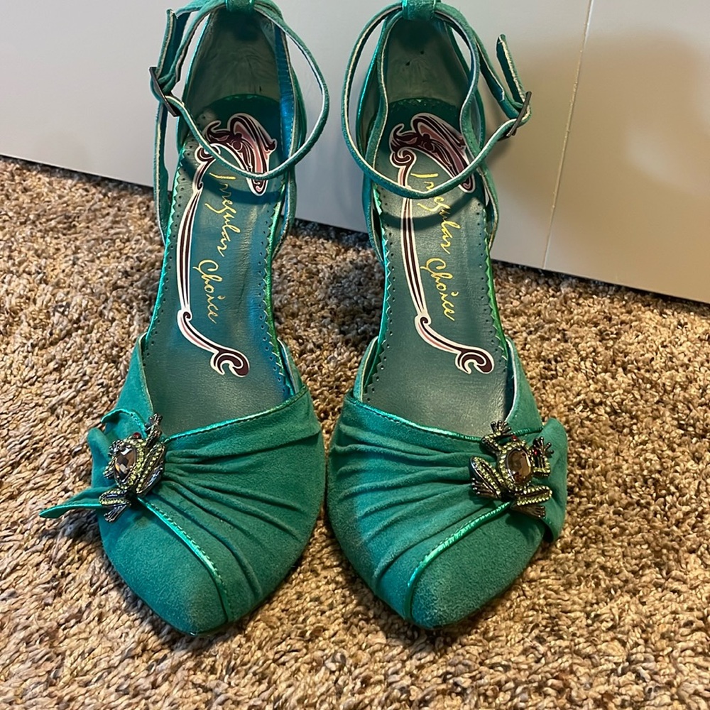 Irregular Choice Green Froggy Heels Sz 9.5 (40.5)